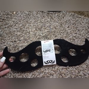 Home Basics - 2pk Mustache Accessory Hanger
